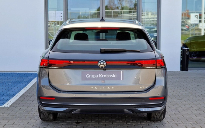 Volkswagen Passat cena 179000 przebieg: 1, rok produkcji 2024 z Sieraków małe 497